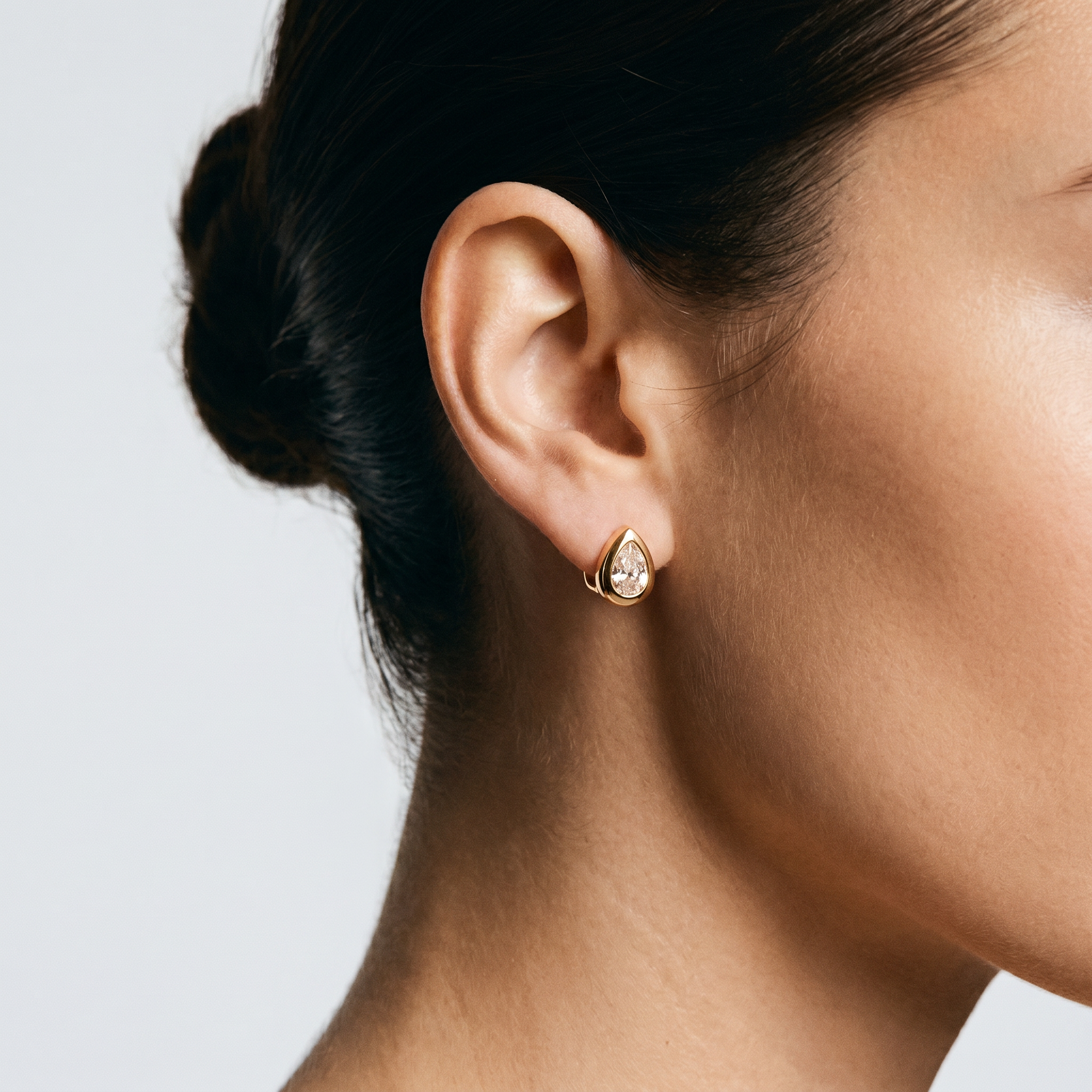 Sculpted Teardrop Hoops