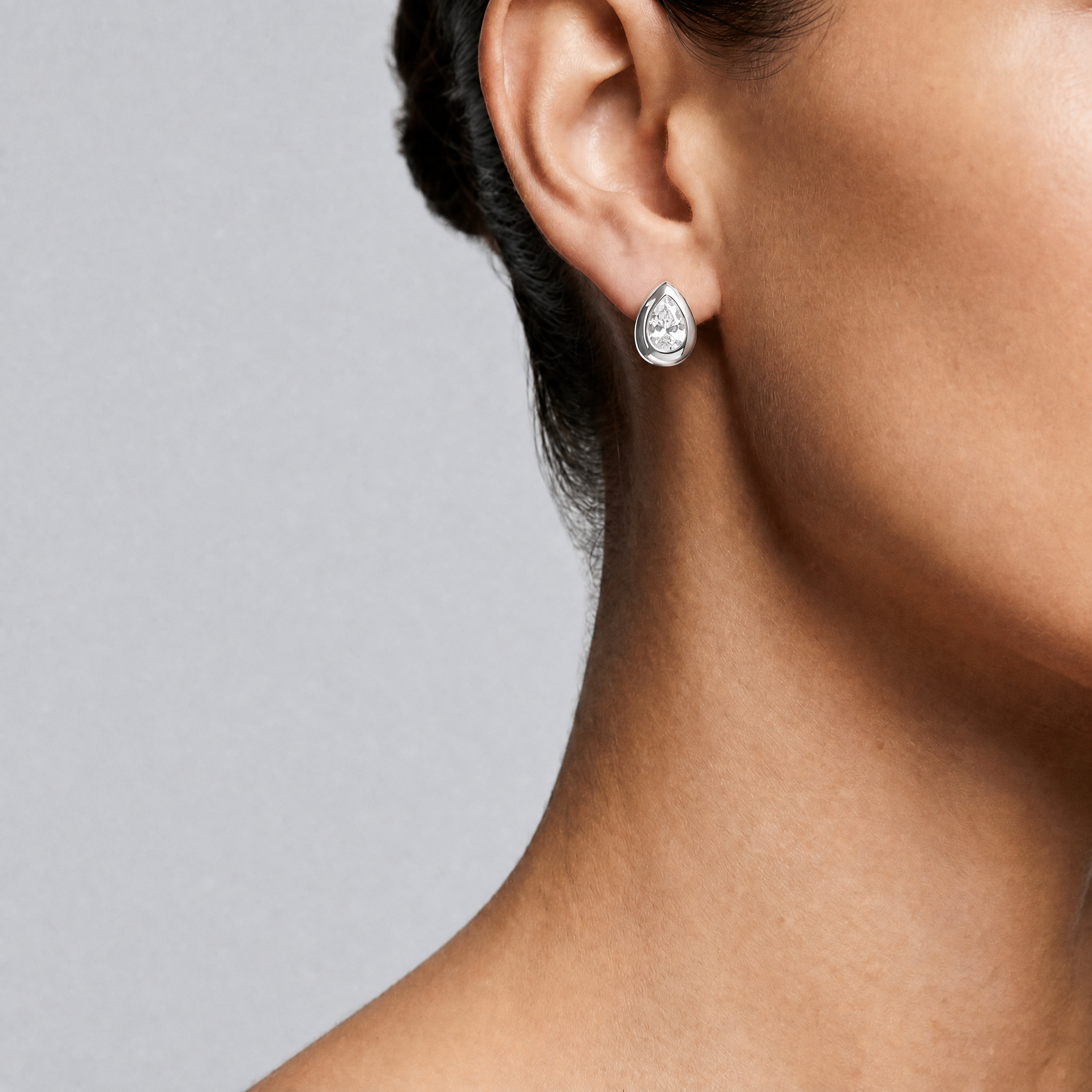 Sculpted Teardrop Hoops
