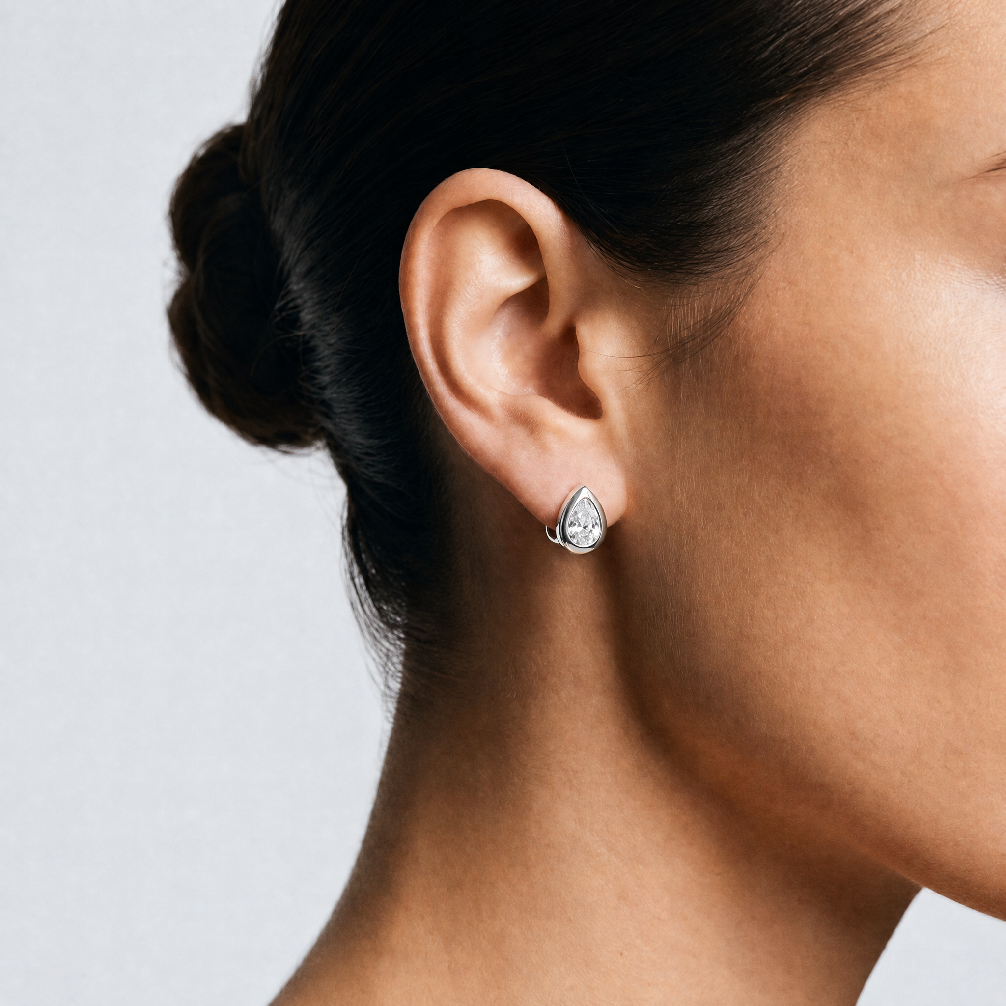 Sculpted Teardrop Hoops