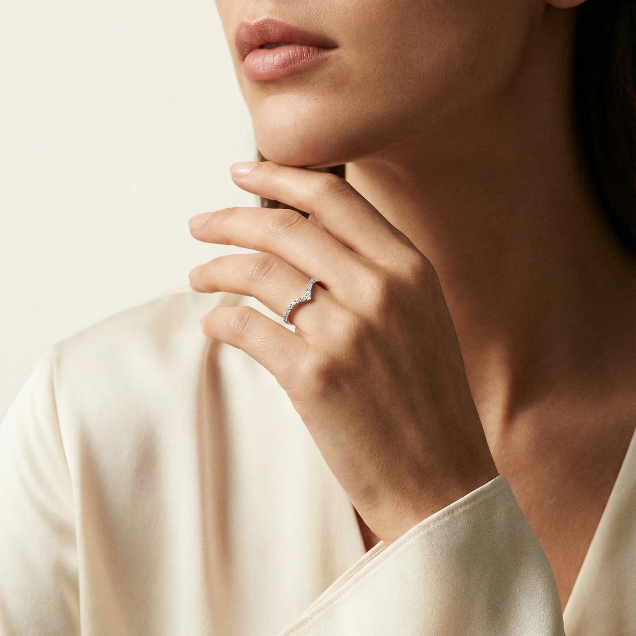 The Chevron Pavé Band